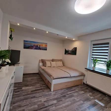 Privatunterkunft Near Red Bull Ring With Garten Knittelfeld