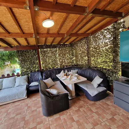 Privatunterkunft Near Red Bull Ring With Garten Knittelfeld